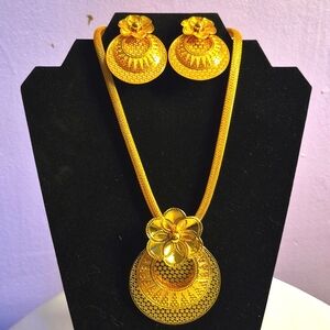 Fashion Jewelry for parties,gifts, everyday wear.